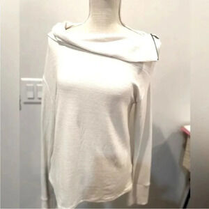 NWT RED HAUTE SIDE ZIP MOCK NECK SWEATER WHITE SIZE LARGE